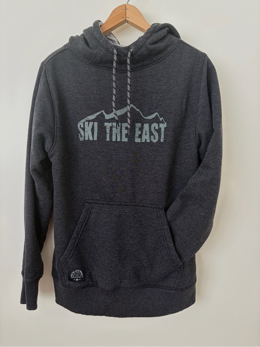 NWOT Ski The East Women’s Vista Hoodie Gray Medium